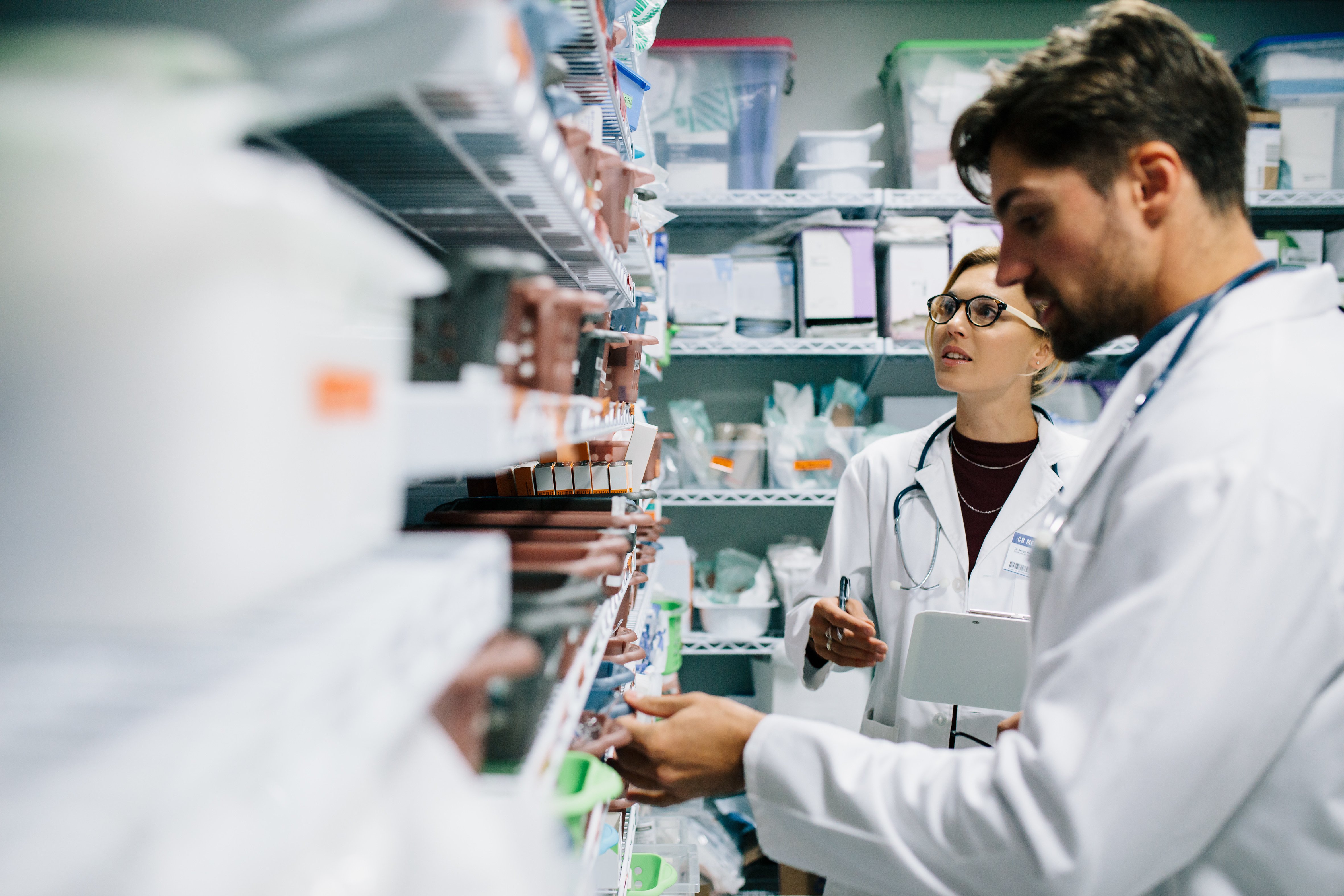 Durch automatisierte Disposition der Krankenhausapotheken werden Fehlversorgungen in der Gesundheitsbranche verhindert