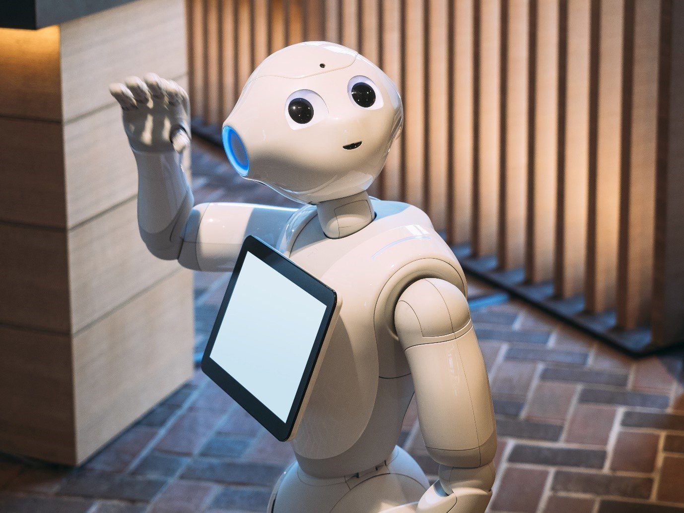 Smart Hospitals - Roboter entlasten Pflegekräfte, indem sie Service-Leistungen übernehmen